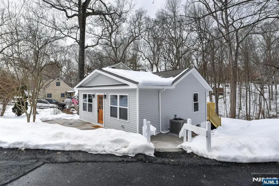 39 Old Road, Ringwood, NJ 07456 - #3