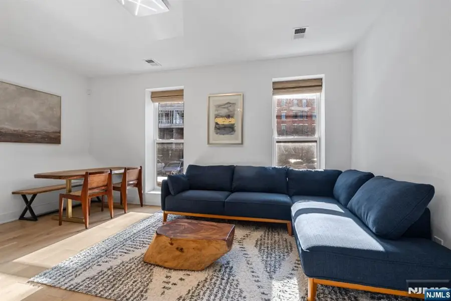 10 Bright Street 1, Jersey City, NJ 07302 - #3