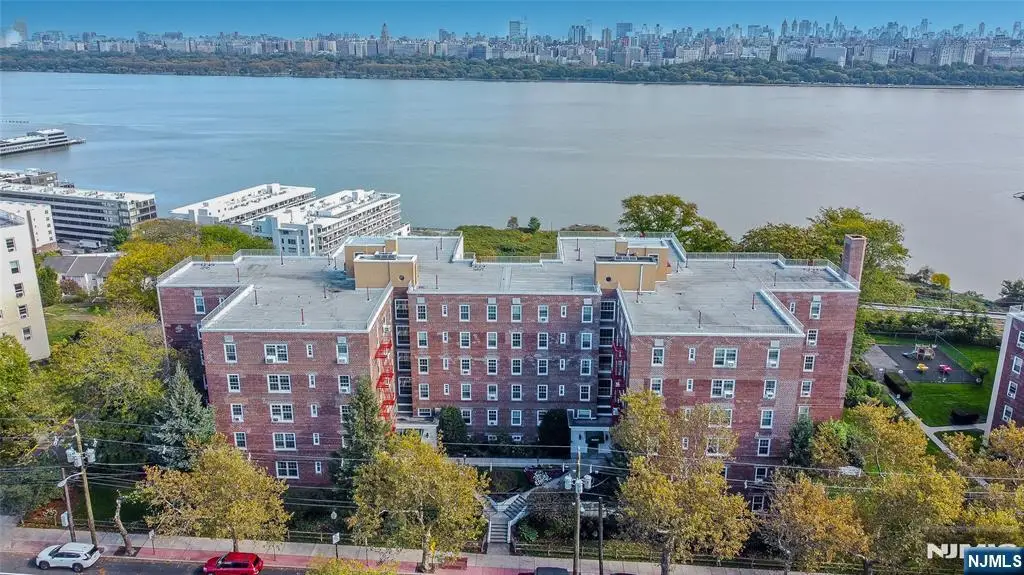 8400 JFK Blvd E 2B, North Bergen, NJ 07047 - #1