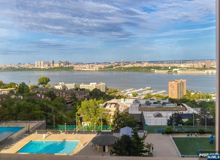200 Winston Drive 1005, Cliffside Park, NJ 07010 - #2
