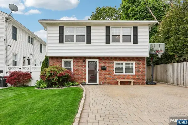 88 Stelling Avenue, Maywood, NJ 07607