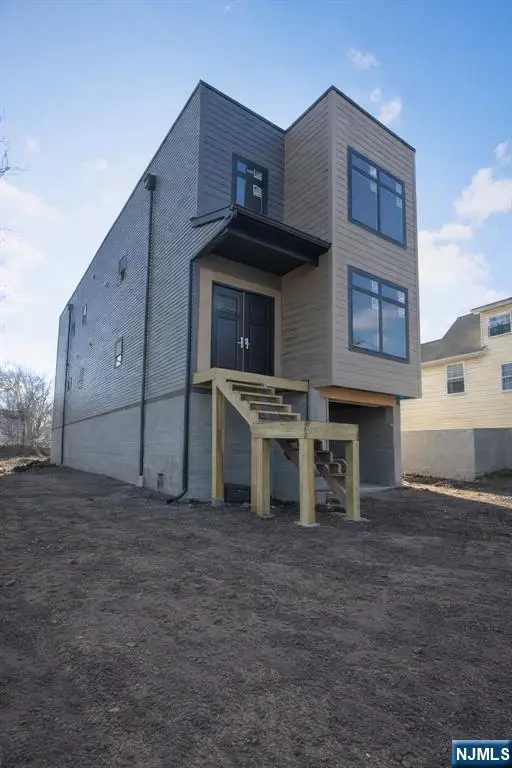 132 E Holsman Street, Paterson, NJ 07522