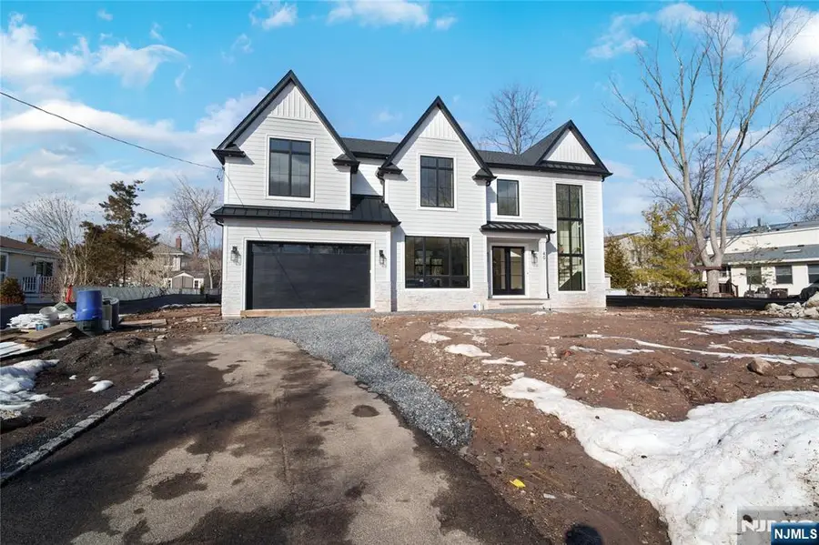 40 Godfrey Terrace, Glen Rock, NJ 07452 - #3