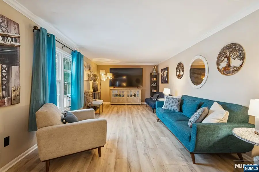 29 Woodside Drive, White Meadow Lake, NJ 07866 - #3