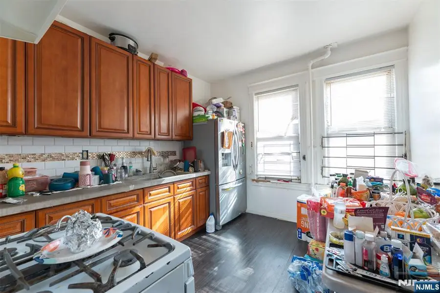 208 19th Street, East Orange, NJ 07017 - #2