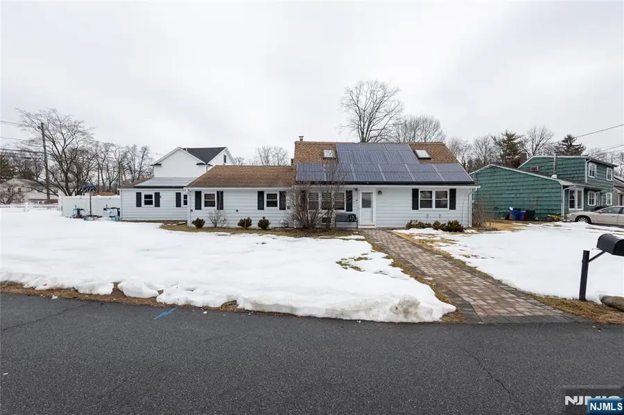 5 Ferndale Road, Wayne, NJ 07470 - #2