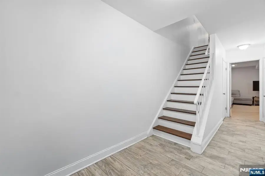 42 Lexington Lane E, West Milford, NJ 07480 - #2