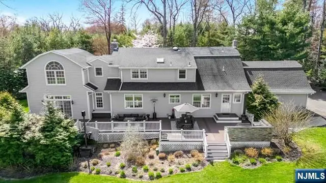 202 Chestnut Ridge Road, Saddle River, NJ 07458 - #3