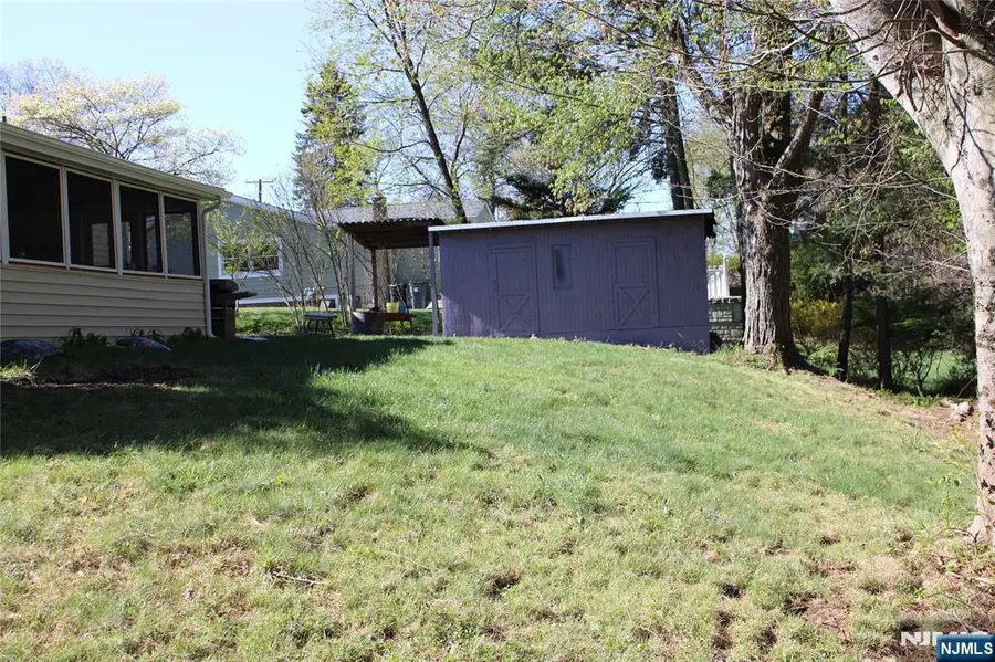 12 Mary Ann Road, Oak Ridge, NJ 07438 - #3