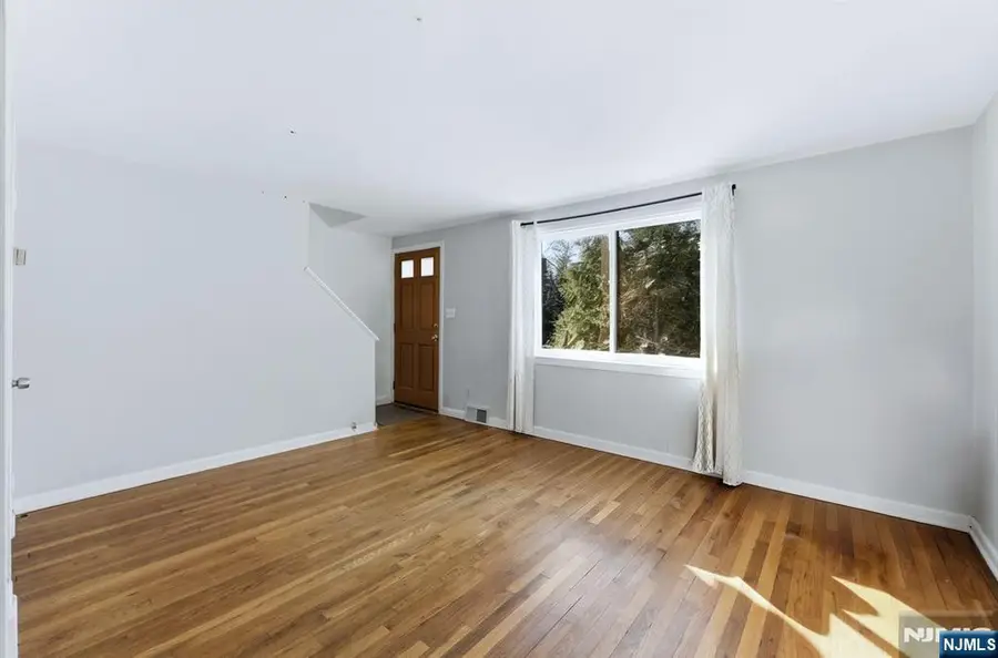 123 Newman Street, Metuchen, NJ 08840 - #3