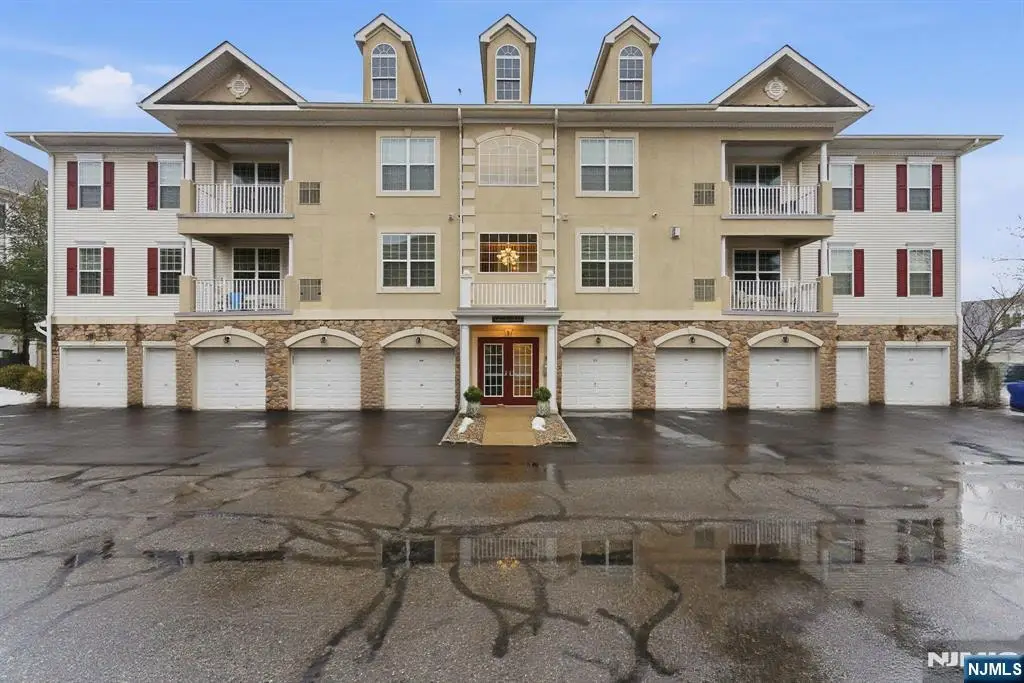 3 Slate Court 707, Little Falls, NJ 07424 - #1