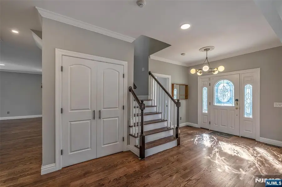 33 Country Club Road, Tenafly, NJ 07670 - #2