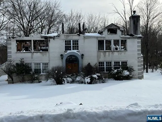 18 Lake Road, Upper Saddle River, NJ 07458 - #1