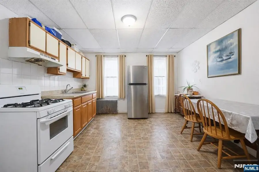 509 Monastery Place, Union City, NJ 07087 - #2