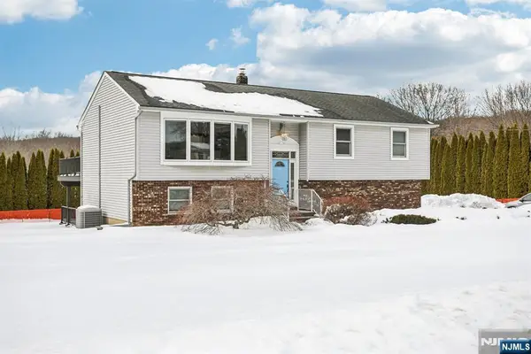 6 Highview Drive, Vernon, NJ 07460