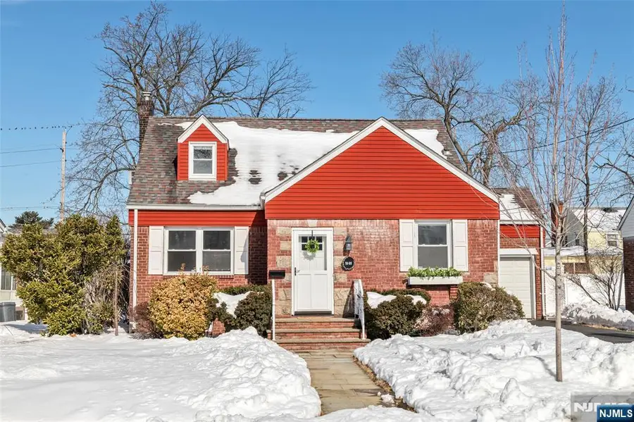 10-09 Charles Street, Fair Lawn, NJ 07410 - #2