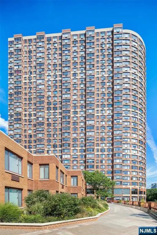 100 Old Palisade Road PL16, Fort Lee, NJ 07024 - #3