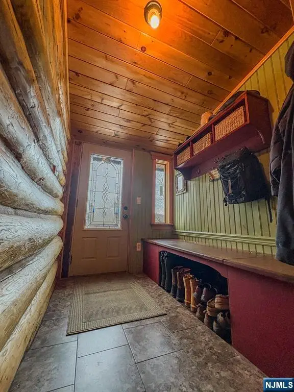 41 Hillside Avenue, Stockholm, NJ 07460 - #2