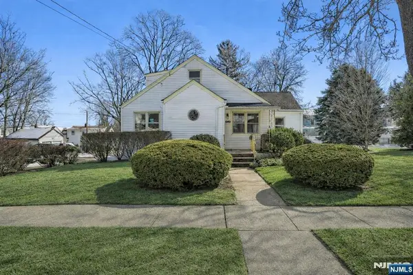 649 8th Street, Carlstadt, NJ 07072