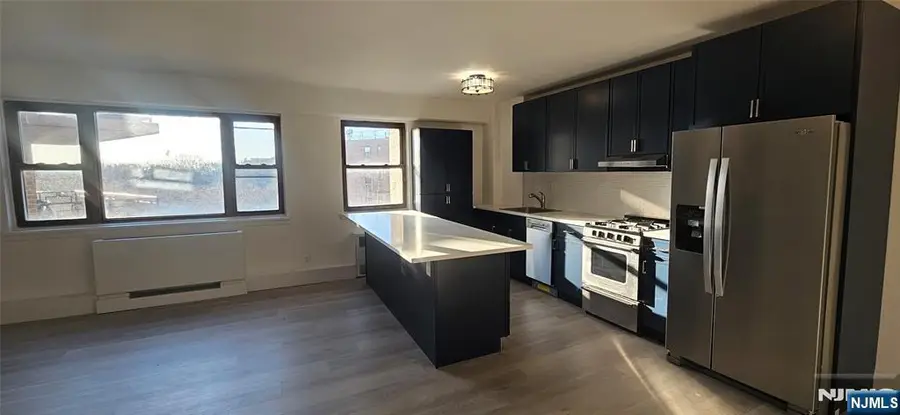 8800 Boulevard East 7K, North Bergen, NJ 07047 - #2