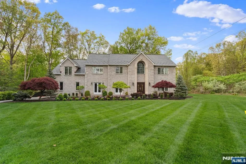 7 Orchard Lane, Old Tappan, NJ 07675 - #1