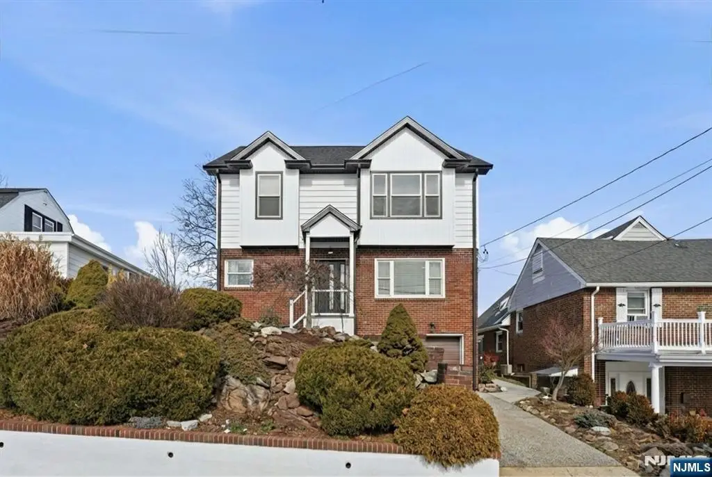 60 Rollins Avenue, Clifton, NJ 07011 - #1