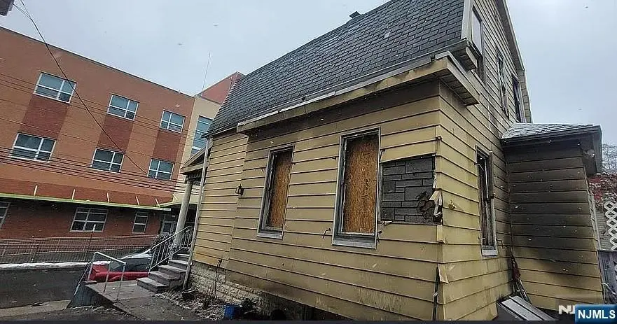 176 Madison Avenue, Irvington, NJ 07111 - #1