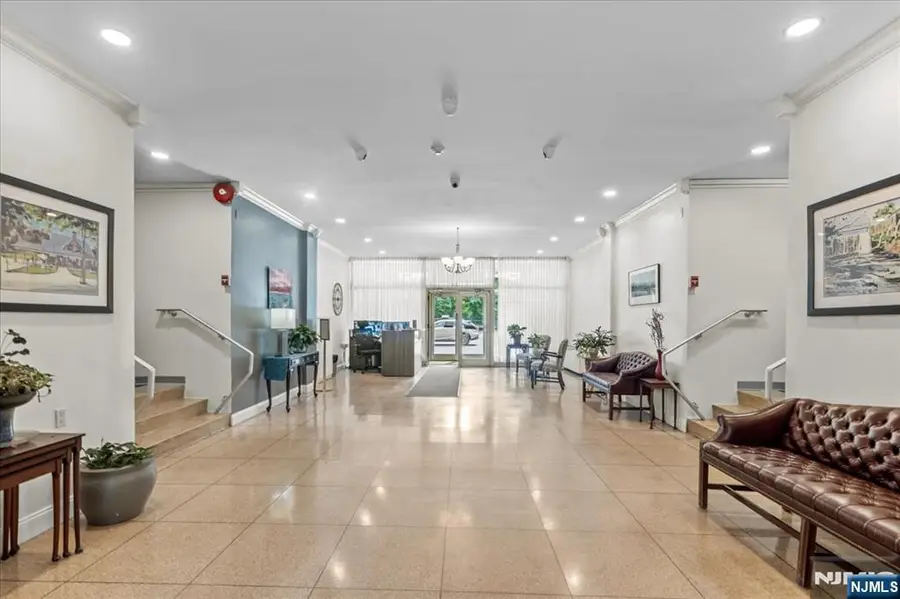 926 Bloomfield 5E, Glen Ridge, NJ 07028 - #3