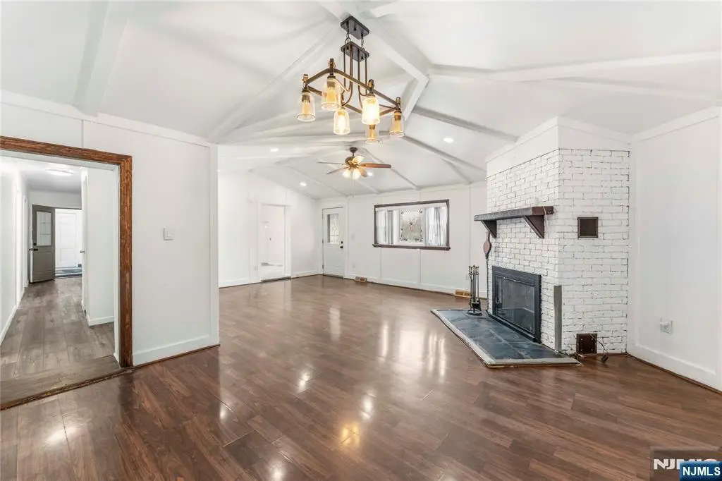 28 Butler Street, Clifton, NJ 07011 - #1