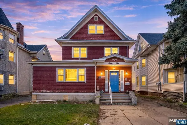 65 Marsellus Place, Garfield, NJ 07026