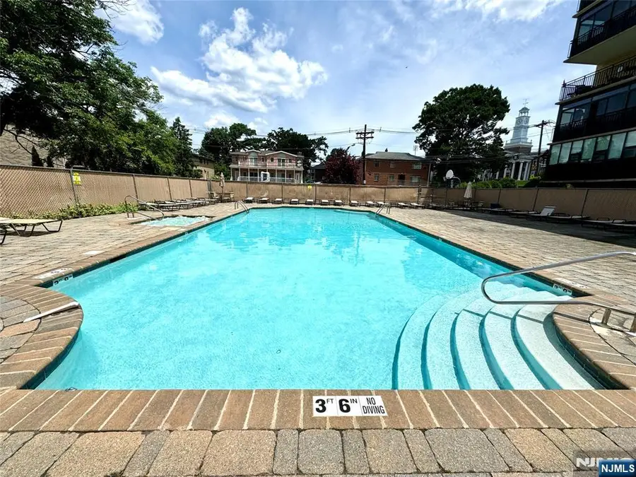 2185 Lemoine Avenue 4M, Fort Lee, NJ 07024 - #2