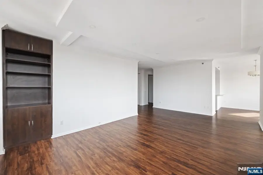 100 Carlyle 9DS, Cliffside Park, NJ 07010 - #3