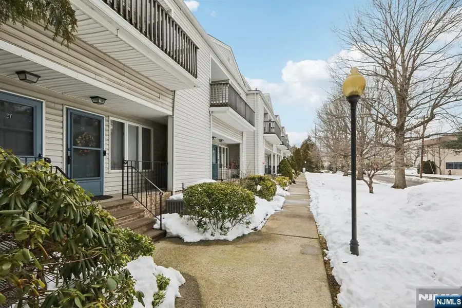 25 Willow Wood Square 25, East Rutherford, NJ 07073 - #3