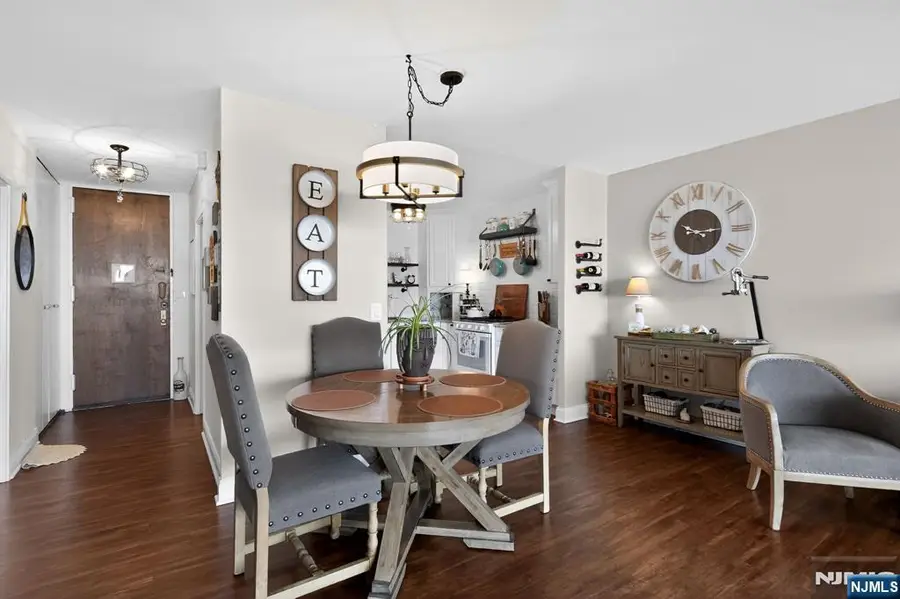 6 Horizon Road 1704, Fort Lee, NJ 07024 - #2