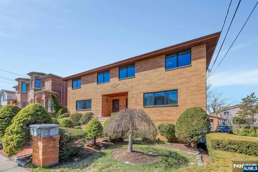 2413 Hammett Avenue, Fort Lee, NJ 07024 - #2