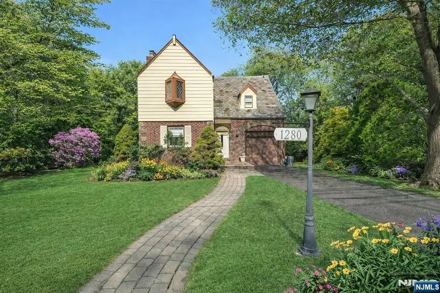 1280 Sussex Road, Teaneck, NJ 07666 - #2