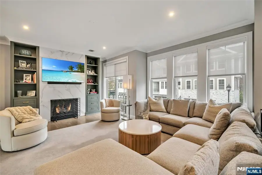 23 Legion Drive 202, Cresskill, NJ 07626 - #3