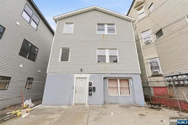 9 Godwin Avenue, Paterson, NJ 07501