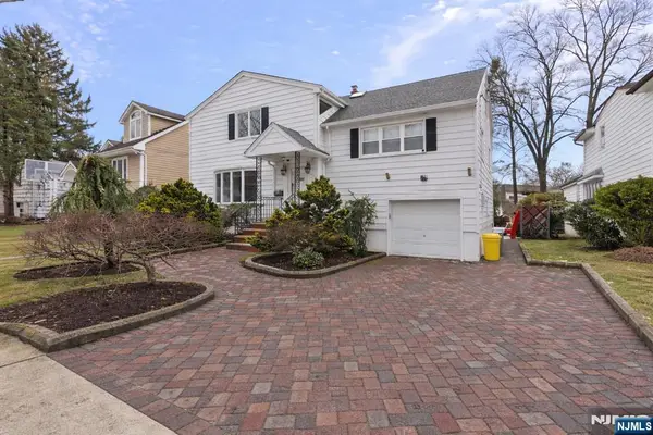 792 Washburn Street, Teaneck, NJ 07666