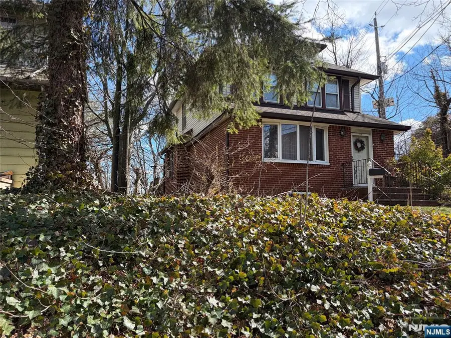 528 Terrace Avenue, Hasbrouck Heights, NJ 07604 - #3