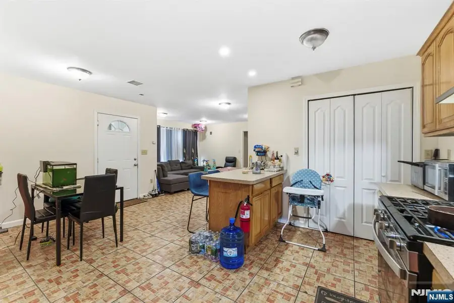 29-31 22nd Avenue, Paterson, NJ 07513 - #3