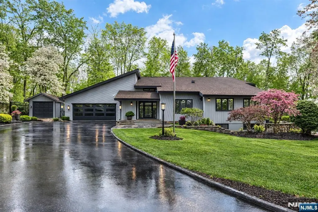 26 Bayberry Drive, Saddle River, NJ 07458 - #1