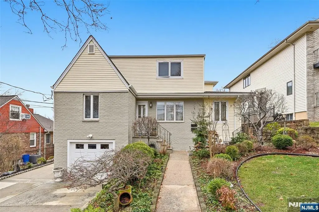 800 De Lalla Terrace, Ridgefield, NJ 07657 - #1