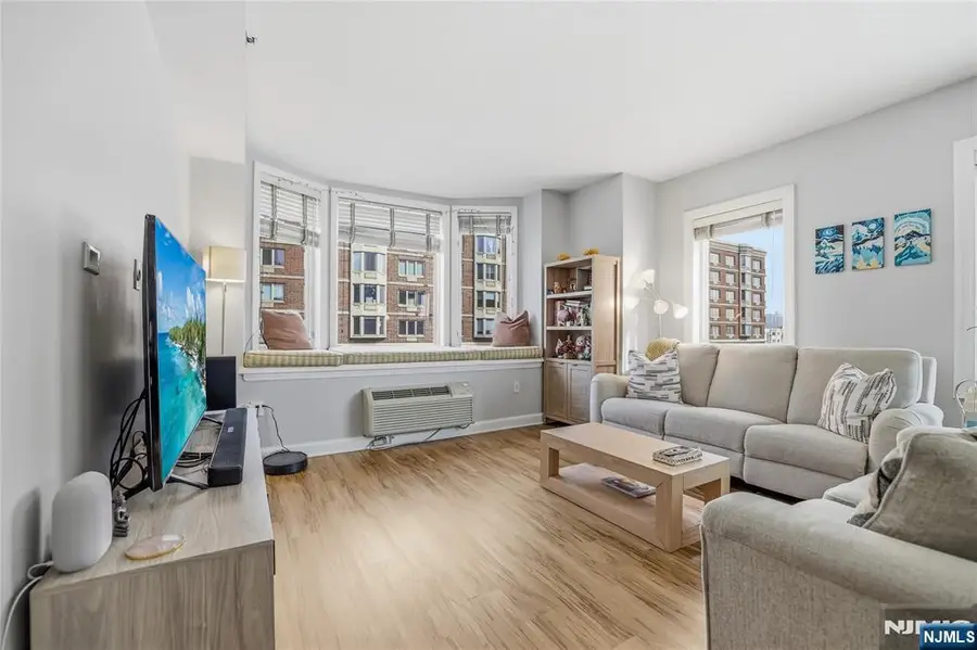 5114 City Place, Edgewater, NJ 07020 - #2