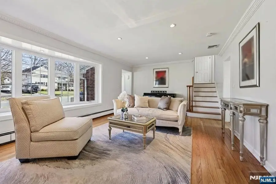 949 Oradell Avenue, Oradell, NJ 07649 - #3