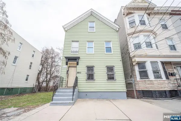 580 Hunterdon Street, Newark, NJ 07108