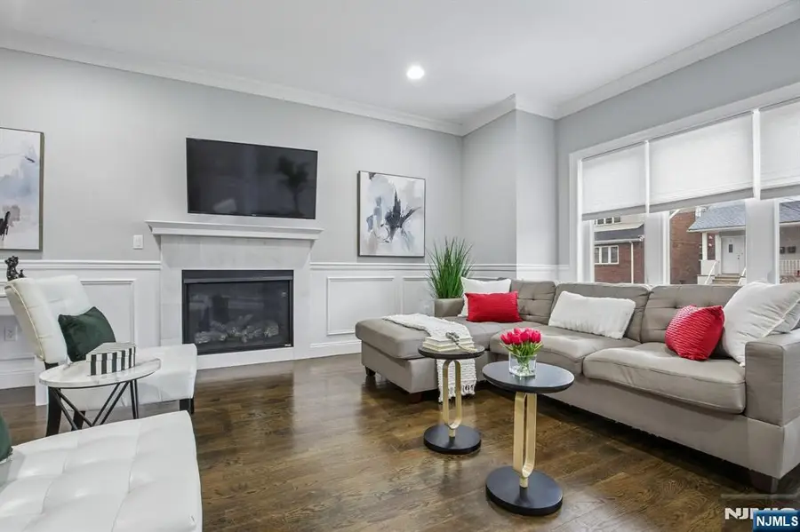 10 Glen Street, Cliffside Park, NJ 07010 - #2