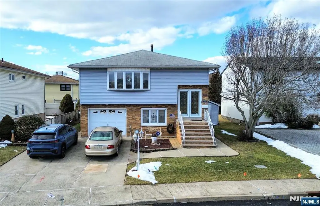 1033 Park Drive, Secaucus, NJ 07094 - #1