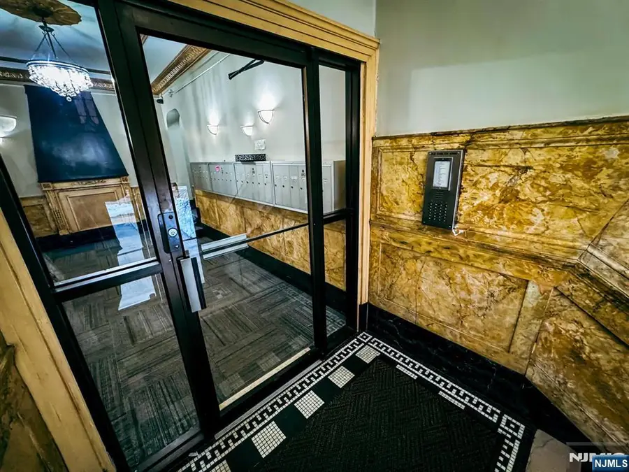 303 Hamilton Avenue Bas 1, Hackensack, NJ 07601 - #2