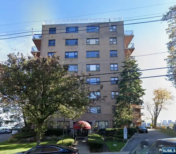 8800 Boulevard East 7F, North Bergen, NJ 07047